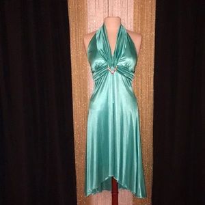 📸‘Ready for my closeup’ Halter Dress👗